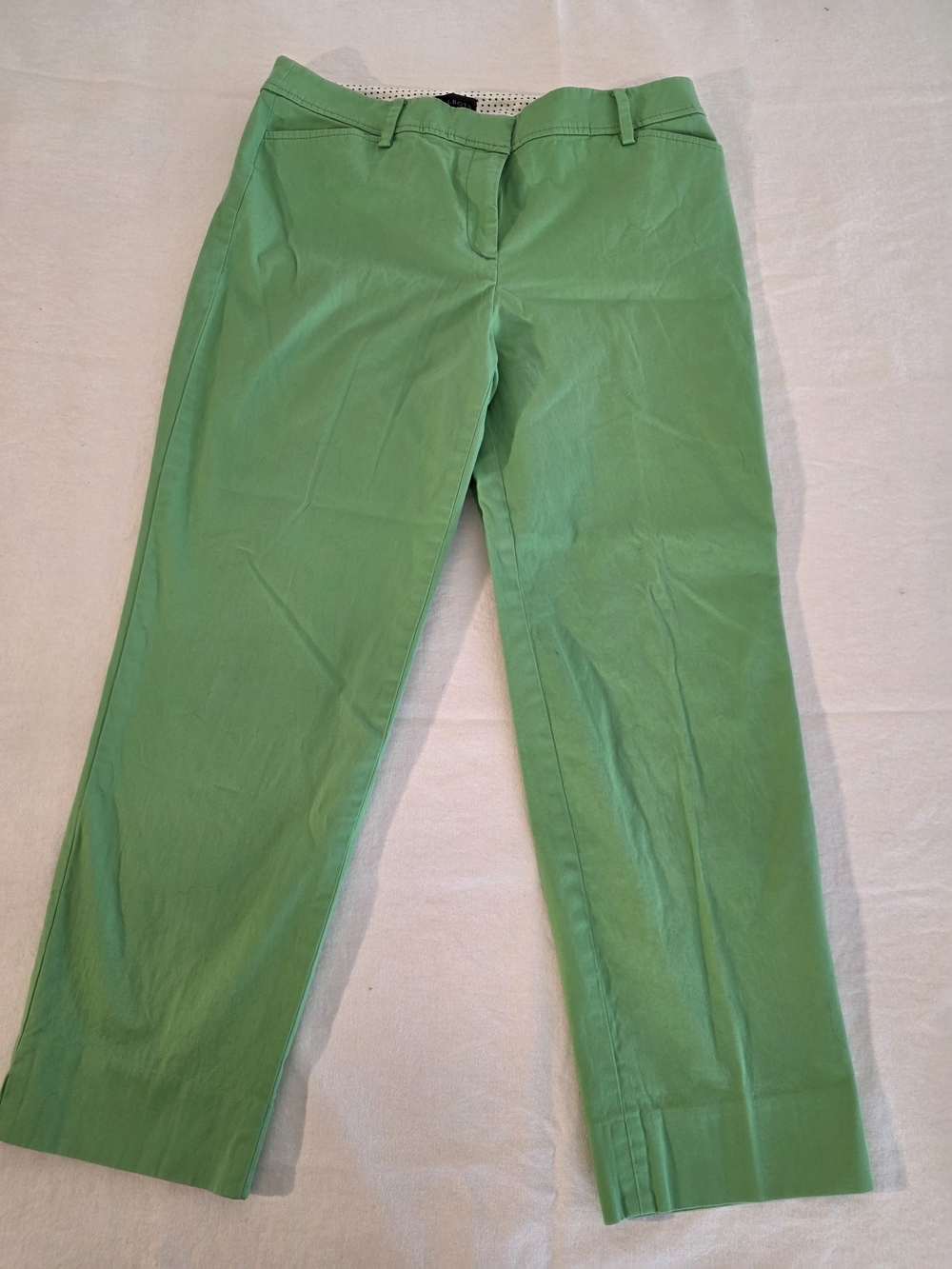Talbots Mint Green Polished Waistband, Perfect Cropped Pants. Size 10